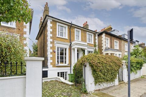 3 Devonport Road, London, W12 8NZ