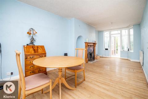 3 bedroom semi-detached house for sale, Hobs Moat Road, Solihull B92