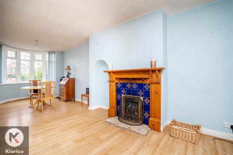 3 bedroom semi-detached house for sale, Hobs Moat Road, Solihull B92