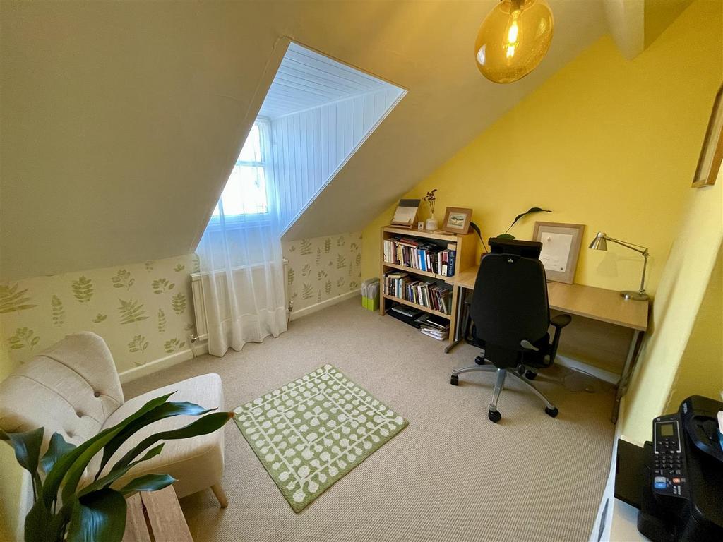 Bedroom Five/Study