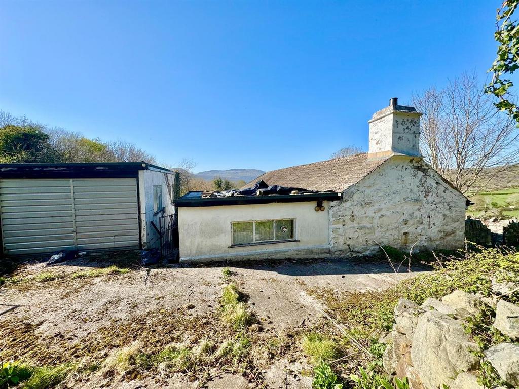 PHOTO-2025-04-08-07-21-31 (5).jpg