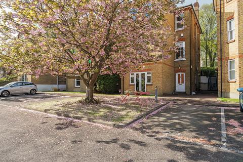1 bedroom apartment for sale, London Road, London