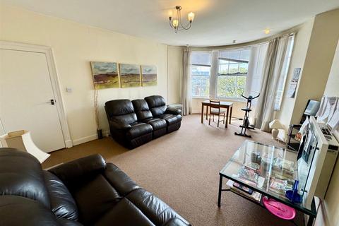 2 bedroom flat for sale, Crown Terrace, Scarborough