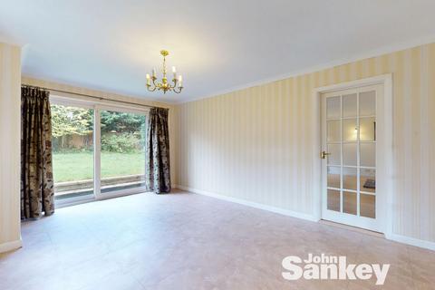 5 bedroom detached house for sale, Chatsworth Drive, Mansfield, NG18