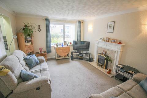1 bedroom flat for sale, Madeira Court, Knightstone Road
