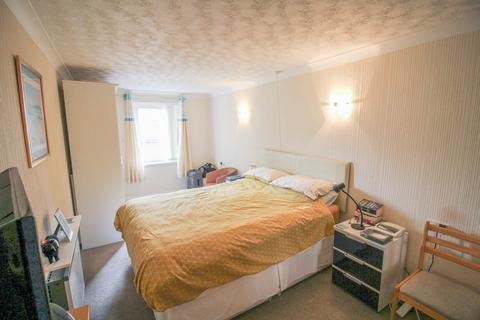1 bedroom flat for sale, Madeira Court, Knightstone Road