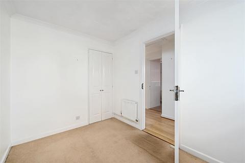 48 Downsview, Small Dole, Henfield, BN5 9YB