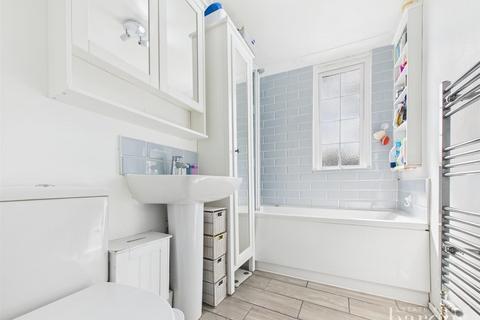 21 Mourne Close, Basingstoke, RG22 5BD