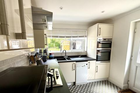3 bedroom semi-detached house for sale, Bookham