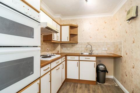 1 bedroom maisonette for sale, The Crescent, Abbots Langley, WD5