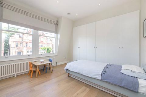 3 bedroom flat to rent, Arkwright Road, Hampstead, London