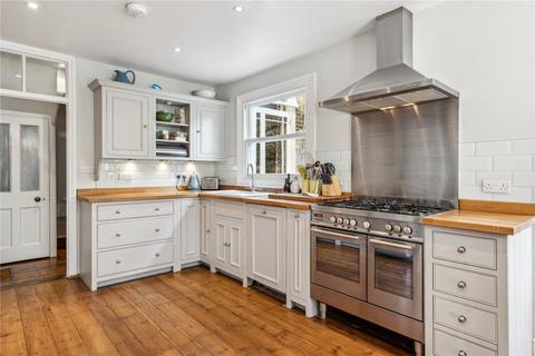 4 bedroom semi-detached house for sale, Heslop Road, London, SW12
