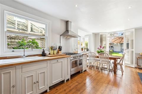4 bedroom semi-detached house for sale, Heslop Road, London, SW12