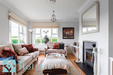 4 bedroom detached bungalow for sale, Hen-Domen, Montgomery SY15
