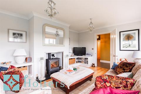 4 bedroom detached bungalow for sale, Hen-Domen, Montgomery SY15