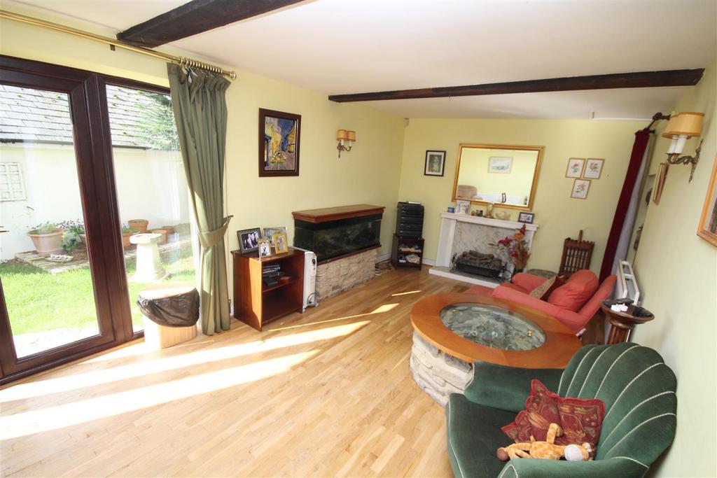 Sun room.JPG