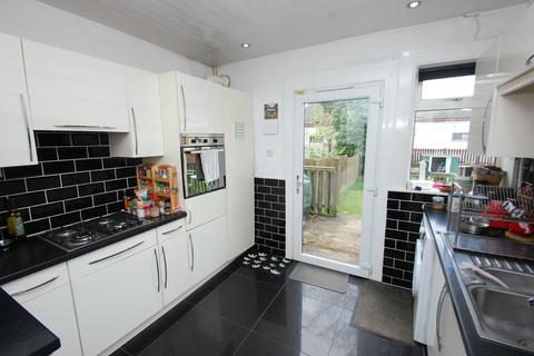 62 Alness Crescent, Glasgow, G52 1PH