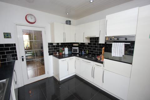 62 Alness Crescent, Glasgow, G52 1PH