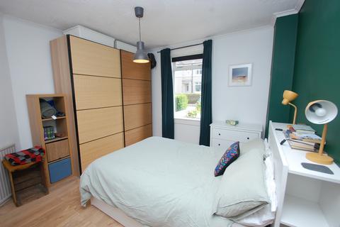 62 Alness Crescent, Glasgow, G52 1PH