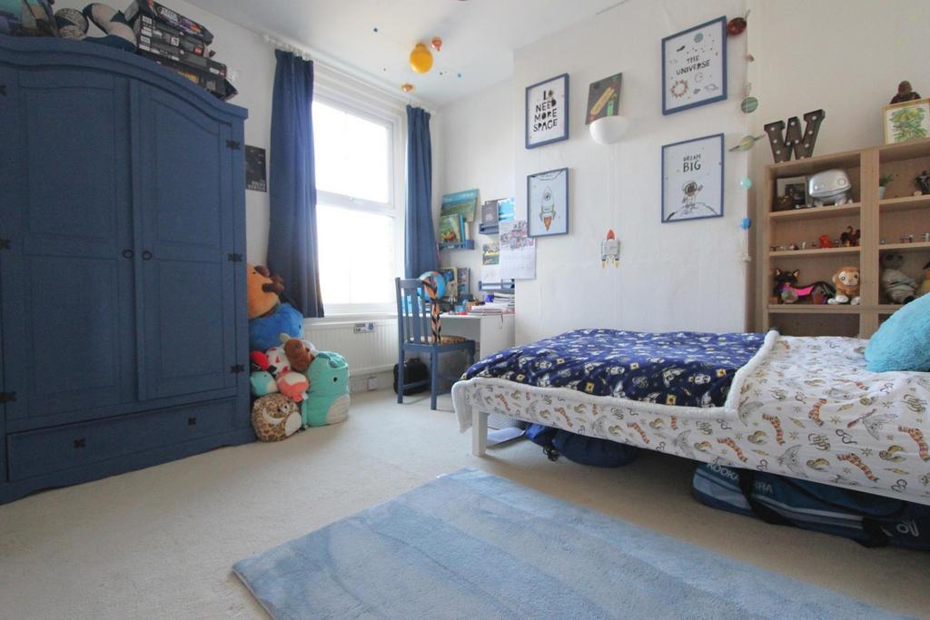 Photo 18