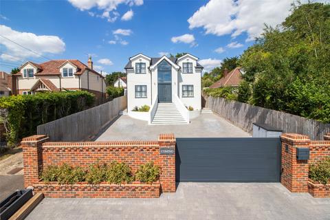 Comino Pescot Avenue, Longfield, DA3 7NA