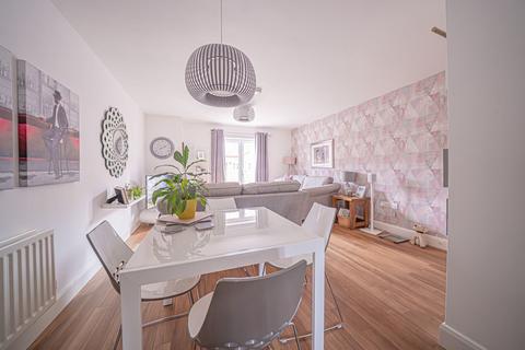 3 bedroom flat for sale, Old Hall Gardens, Shirley, B90