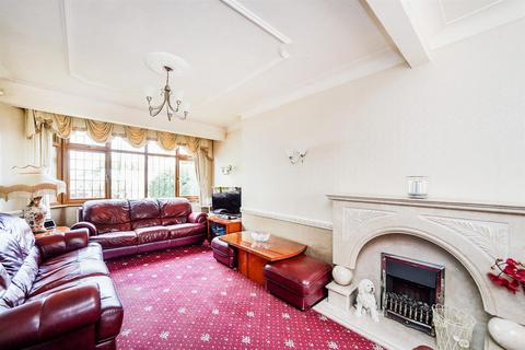 4 bedroom terraced house for sale, Lower Hall Lane, Chingford