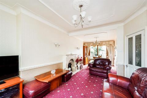 undefined, Lower Hall Lane, Chingford