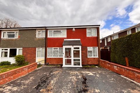 3 bedroom townhouse for sale, Barrington Close, Walsall, WS5