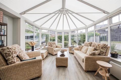 5 bedroom detached house for sale, Chapel Street, West Malling ME19