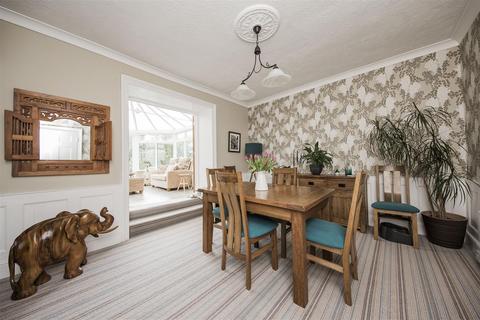 5 bedroom detached house for sale, Chapel Street, West Malling ME19