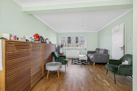 undefined, Hermitage Woods Crescent, Woking, Surrey, GU21