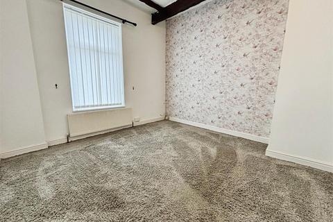 112 Undercliffe Road, Bradford, BD2 3BN