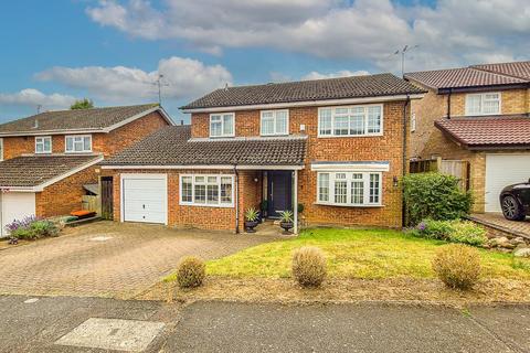 145 Cotefield Drive, Leighton Buzzard, LU7 3DN