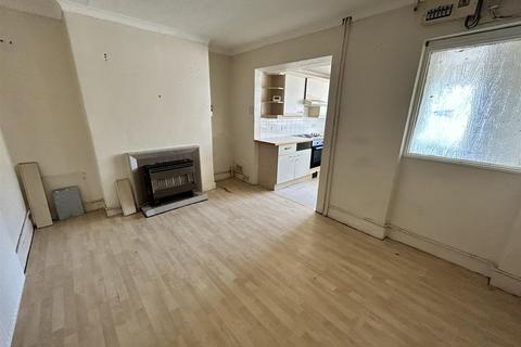 38 Cae Glas, Llanelli, SA14 8AR