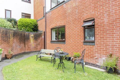 2 bedroom retirement property for sale, Byron Close, Fleckney, Leicester
