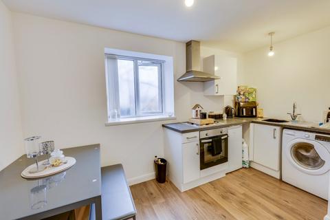 2 bedroom duplex for sale, Whingate, Leeds, West Yorkshire, LS12
