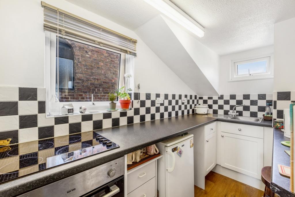10 A Victoria Street (Holbeach)-8