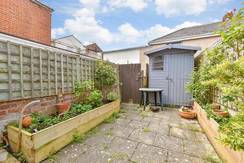 2 bedroom terraced house for sale, Station Street, Ryde PO33