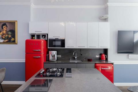 4 bedroom flat to rent, Goldney Road, London W9