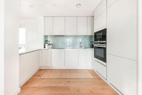 3 bedroom flat for sale, Mapleton Crescent, London SW18