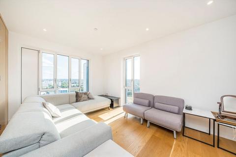 3 bedroom flat for sale, Mapleton Crescent, London SW18