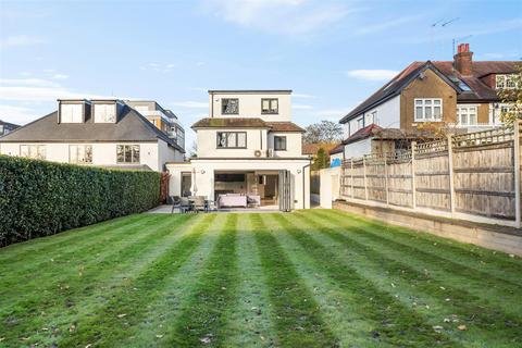 21 Wickliffe Avenue, London, N3 3EL
