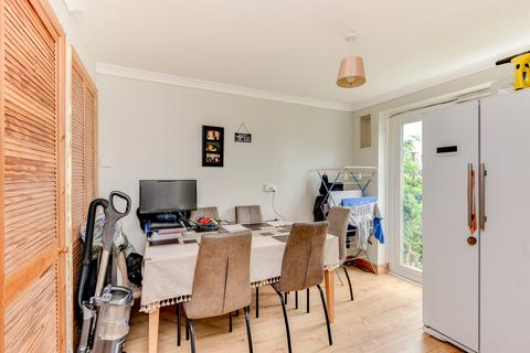 75 Castle Road, Worthing, BN13 1DS