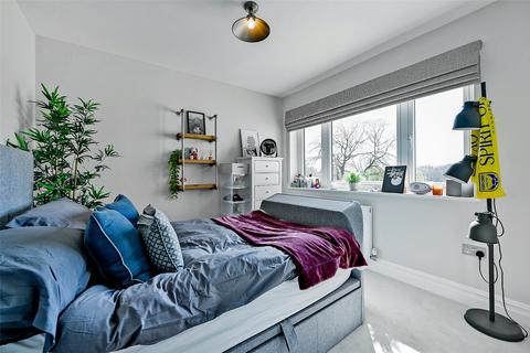 Broadlands Churchfields, Stonesfield, Witney, OX29 8PP