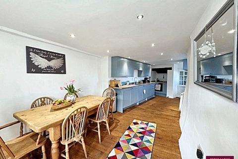 3 bedroom cottage for sale, The Old Bakery, Tanrallt Road, Gwespyr CH8 9JT
