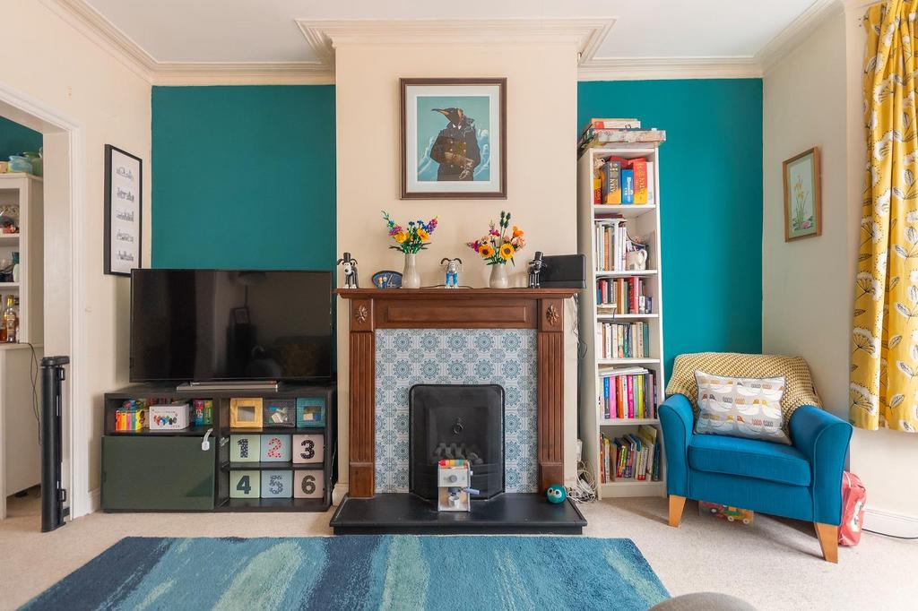 1 C4 SRD - Living Room B.jpg