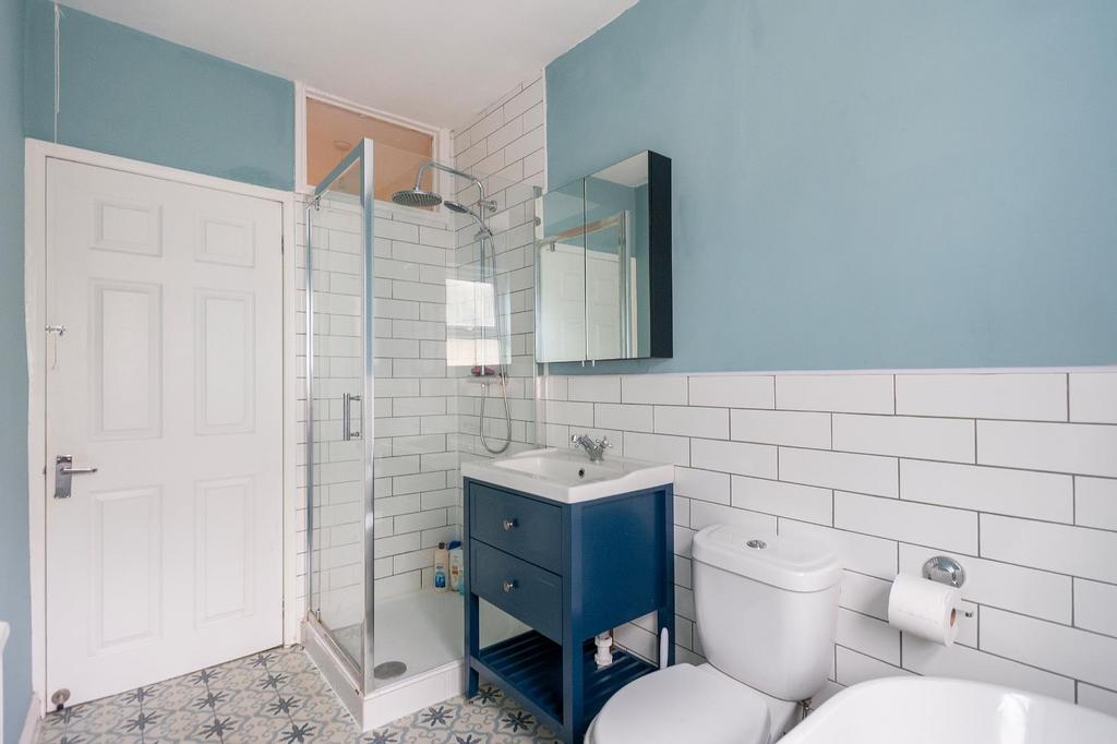 1 C4 SRD - Bathroom A.jpg