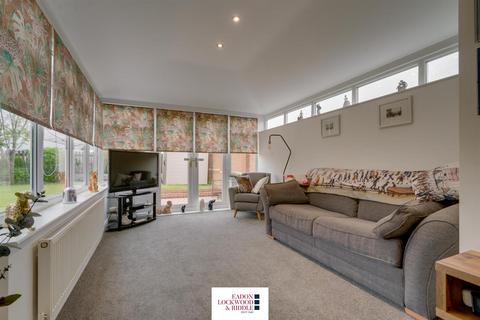 2 Braeburn Close, Maltby, Rotherham, S66 8SR