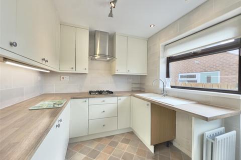 25 Calver Close, Dodworth, Barnsley, S75 3QW